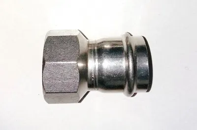 Муфта нерж. сталь с вн.р. 22х3/4"