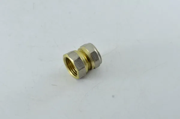 Цанга гайка 20*3/4"