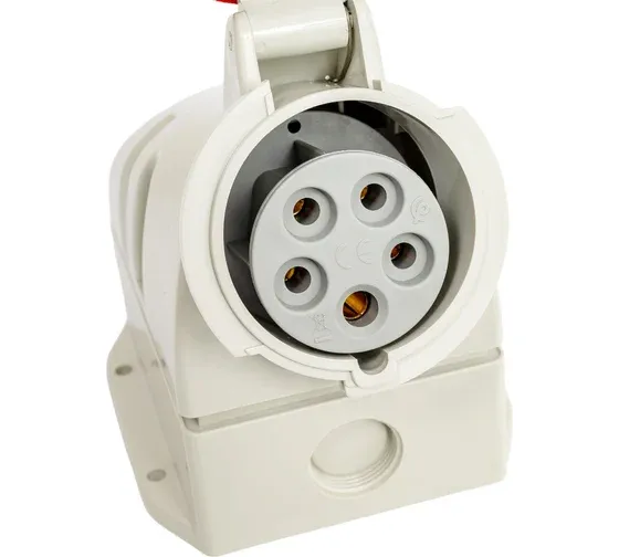 IP67 Розетка наружная IP67 16А 3P+E+N 400V DIS5181657T DKC